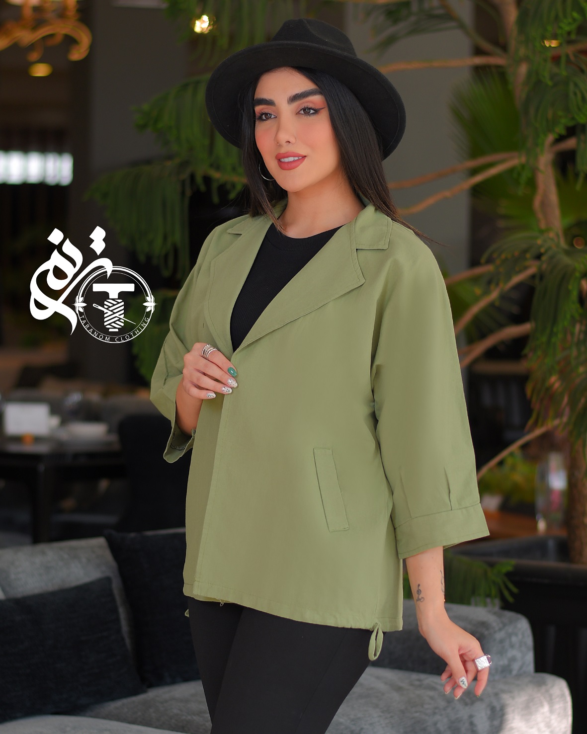 مانتو جلو باز یقه انگلیسی مدل جواهر کد 7086